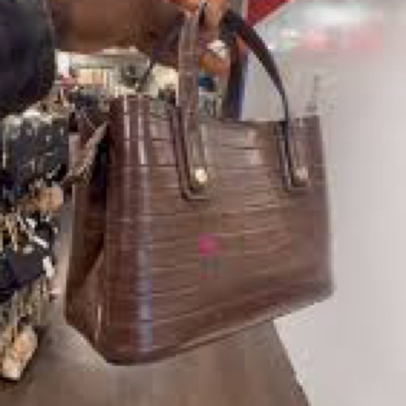 LIZ CLAIRBONE embossed faux croc satchel bag Dark Brown Crocodile Embossed Bag - Picture 4 of 16